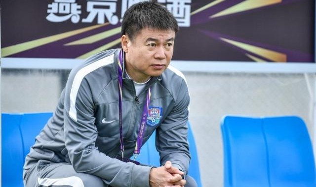 KY开云官网体育下载-于根伟：对阵梅州考验应变能力 首要任务就是保级