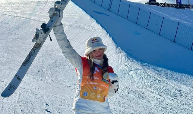 谷爱凌首轮摔倒无碍世界杯夺冠 U池成最稳金牌点