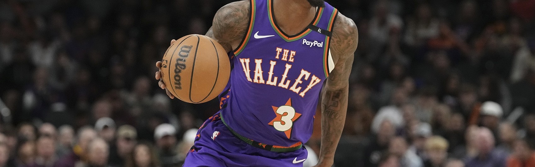 名记：太阳&amp;热火探索了比尔交易但谈判破裂 买断的可能性越来越大