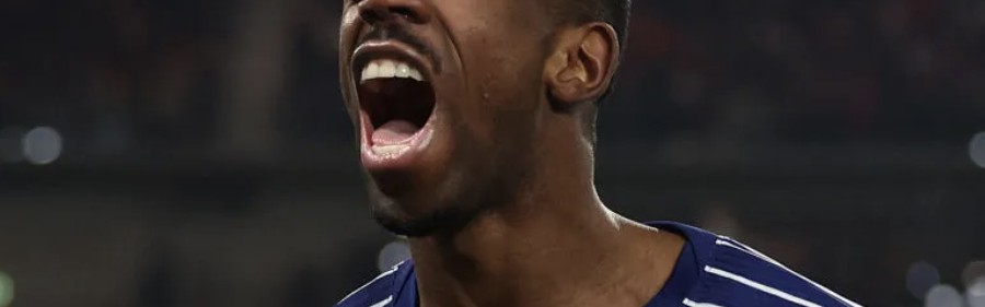 登贝莱：球员们比完赛都会吃汉堡和披萨，反正这习惯我不会停