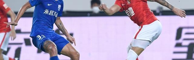 KY开云官网体育下载-沧州轮换造惨败 古特比：比赛中还是有积极的一面