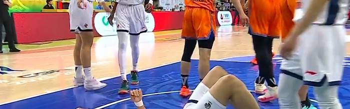 KY开云官网-王少杰血洒赛场，奎因37分广东队被淘汰，偰李永炜9助攻小将15分|上海队|洛夫顿|王哲林|黄明依|萨姆纳_新浪体育_新浪新闻